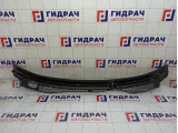 Решетка под лобовое стекло (Жабо) Renault Kaptur 668118163R