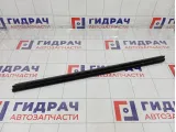 Уплотнитель стекла переднего левого Renault Kaptur 803314772R
