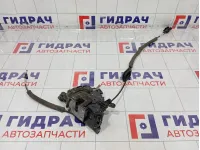 Замок двери передней левой Renault Kaptur 805031332R