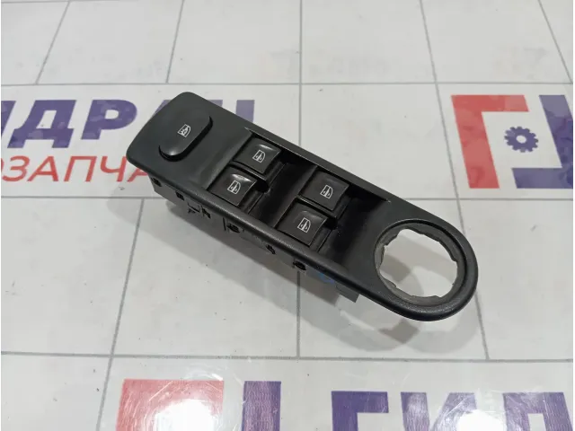 Блок управления стеклоподъемниками Renault Kaptur 254118722R