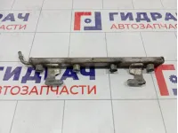 Топливная рампа (топливная рейка) Renault Kaptur 175200117R