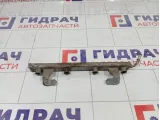 Топливная рампа (топливная рейка) Renault Kaptur 175200117R