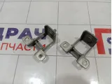 Петли двери багажника Renault Kaptur