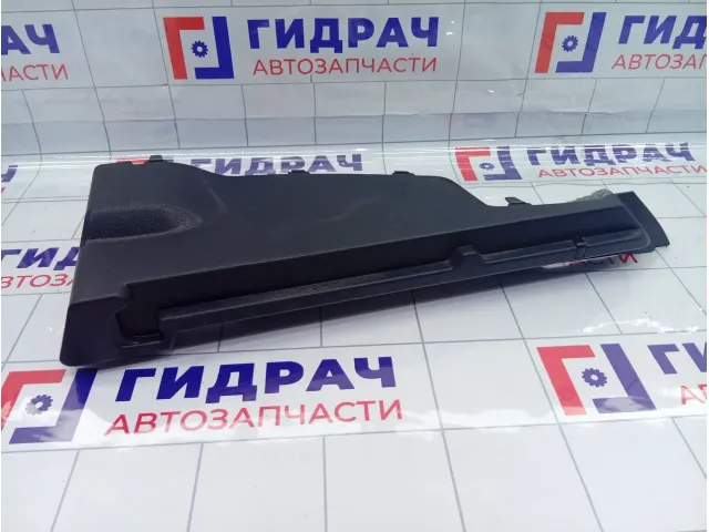 Кронштейн полки багажника правый Renault Kaptur 799119919R