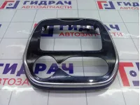 Накладка торпедо центральная Renault Kaptur 682700795R
