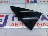 Накладка двери (крышки) багажника правая Renault Kaptur 960323726R