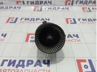 Моторчик отопителя (печки) Renault Kaptur 272101496R