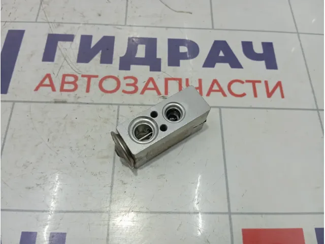 Клапан кондиционера Renault Kaptur 922700505R