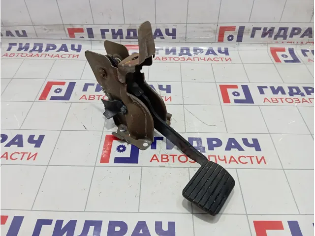 Педаль тормоза Renault Kaptur 465018032R