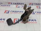 Педаль тормоза Renault Kaptur 465018032R