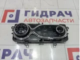 Блок управления климатической установкой Renault Kaptur 275100037R