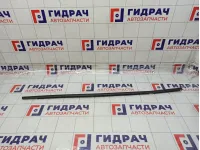 Накладка стекла переднего правого Renault Kaptur 808204302R