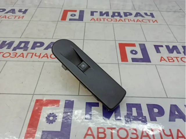 Кнопка стеклоподъемника переднего правого Renault Kaptur 254218614R