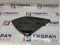 Стекло кузовное глухое (форточка) правое Renault Kaptur 833066718R