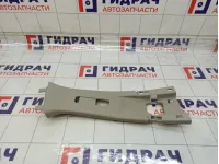 Обшивка стойки средней правой верхняя Renault Kaptur 769135767R