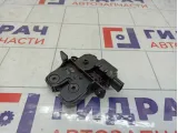 Замок багажника Renault Kaptur 905039428R