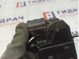 Замок багажника Renault Kaptur 905039428R