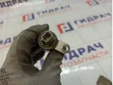 Клапан электромагнитный изменения фаз грм Renault Kaptur 8200642783