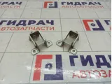 Петли двери багажника Renault Kaptur