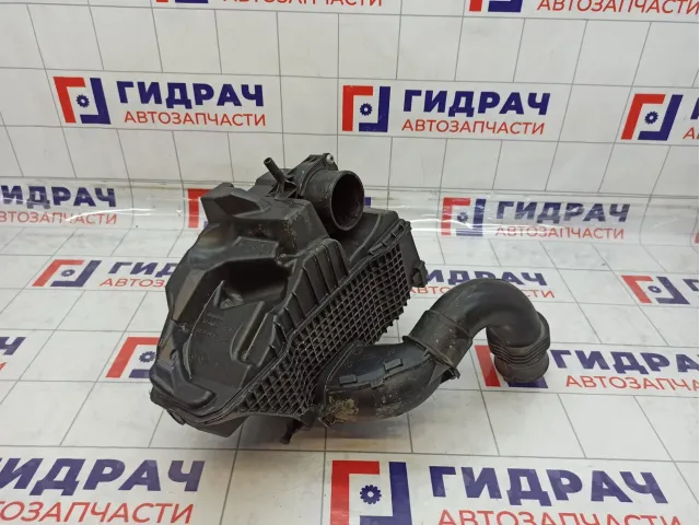 Корпус воздушного фильтра Renault Kaptur 165001258R