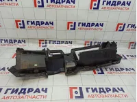 Направляющая бампера переднего центральная Renault Kaptur 628105231R