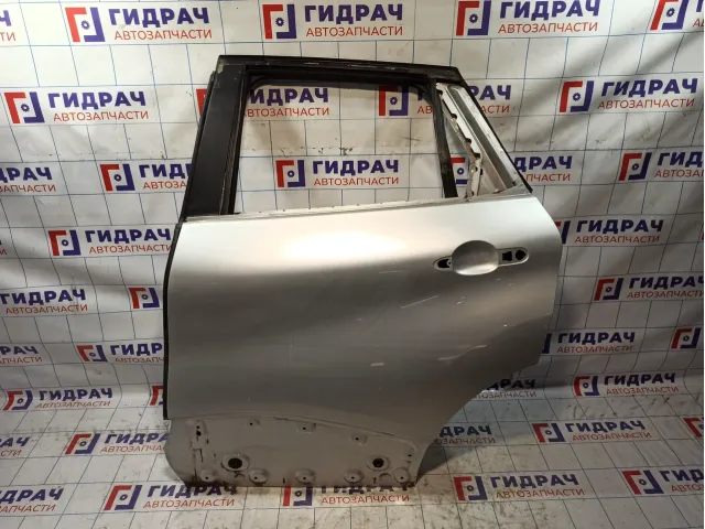 Дверь задняя левая Renault Kaptur 821012313R