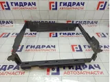 Рамка радиатора Renault Kaptur 215590775R