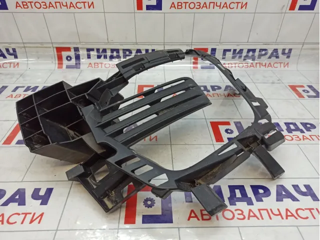 Кронштейн противотуманной фары левой Renault Kaptur 269250618R