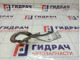 Петля капота правая Renault Kaptur 654002635R