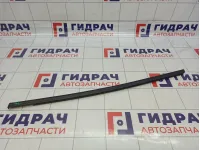 Накладка стекла заднего левого Renault Kaptur 828213735R