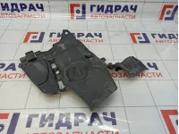 Пыльник двигателя боковой левый Renault Kaptur 638311402R