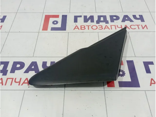 Накладка на крыло левая Renault Kaptur 638756642R