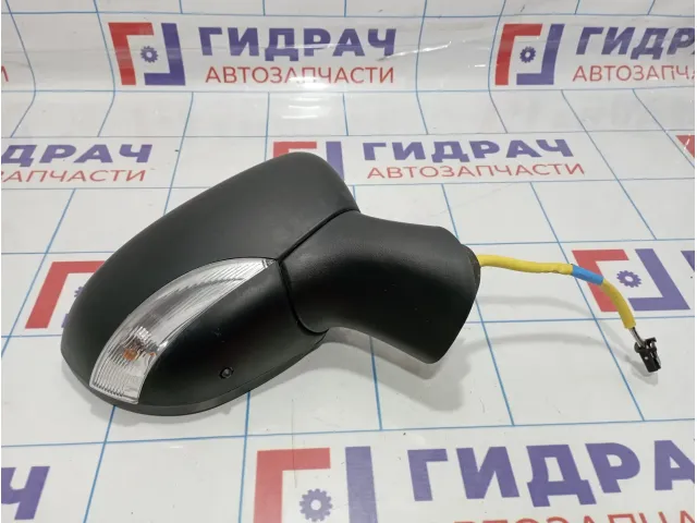 Зеркало правое электрическое Renault Kaptur 963010936R