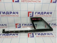 Стекло двери передней левой (форточка) Renault Kaptur 802639758R