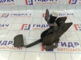 Педаль тормоза Renault Kaptur 465018032R