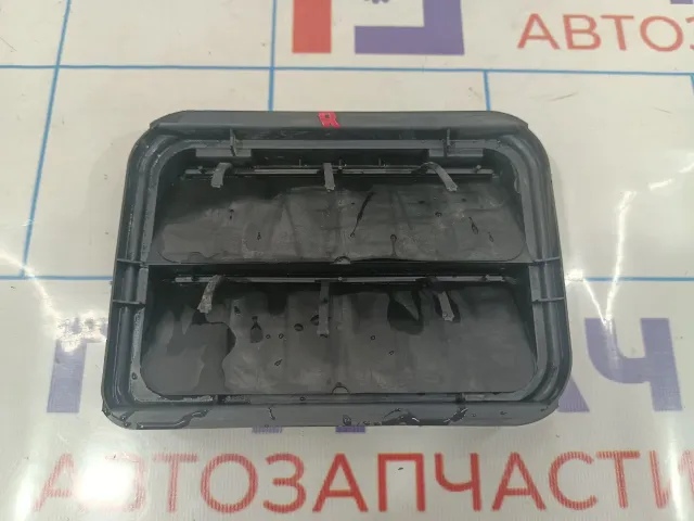 Решетка вентиляционная Renault Kaptur 7700838358
