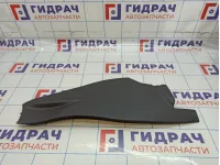 Накладка центральной консоли правая Renault Kaptur 689317116R