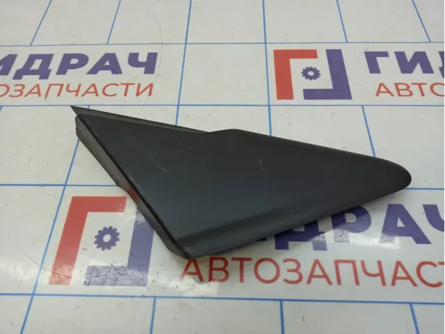 Накладка на крыло правая Renault Kaptur 638746155R