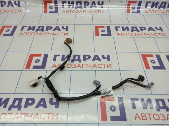 Проводка фонарей подсветки номера Renault Kaptur 240505235R