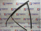 Уплотнитель стекла двери передней левой Renault Kaptur 803319824R