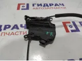 Замок двери передней правой Renault Kaptur 805022764R. 4 Контакта.