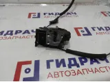 Замок двери передней правой Renault Kaptur 805022764R. 4 Контакта.