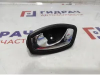 Ручка задней двери внутренняя левая Renault Kaptur 826730001R.