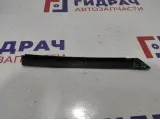 Накладка двери передняя правая Renault Kaptur 808702752R. Дефект.