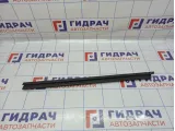Уплотнитель стекла двери передний правый Renault Kaptur 803303195R.