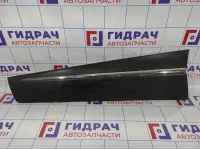 Накладка двери передней левой Renault Kaptur 808218874R.