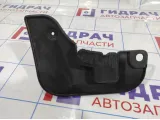 Брызговик передний правый Renault Kaptur 638507247R. Дефект.