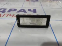 Фонарь подсветки номера Renault Kaptur 8200013577.