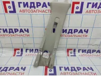 Обшивка стойки средней верхней правая Renault Kaptur 769135767R Обшивка стойки средней верхней правая Renault Kaptur 769135767R