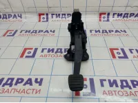 Педаль сцепления Renault Kaptur 465037621R